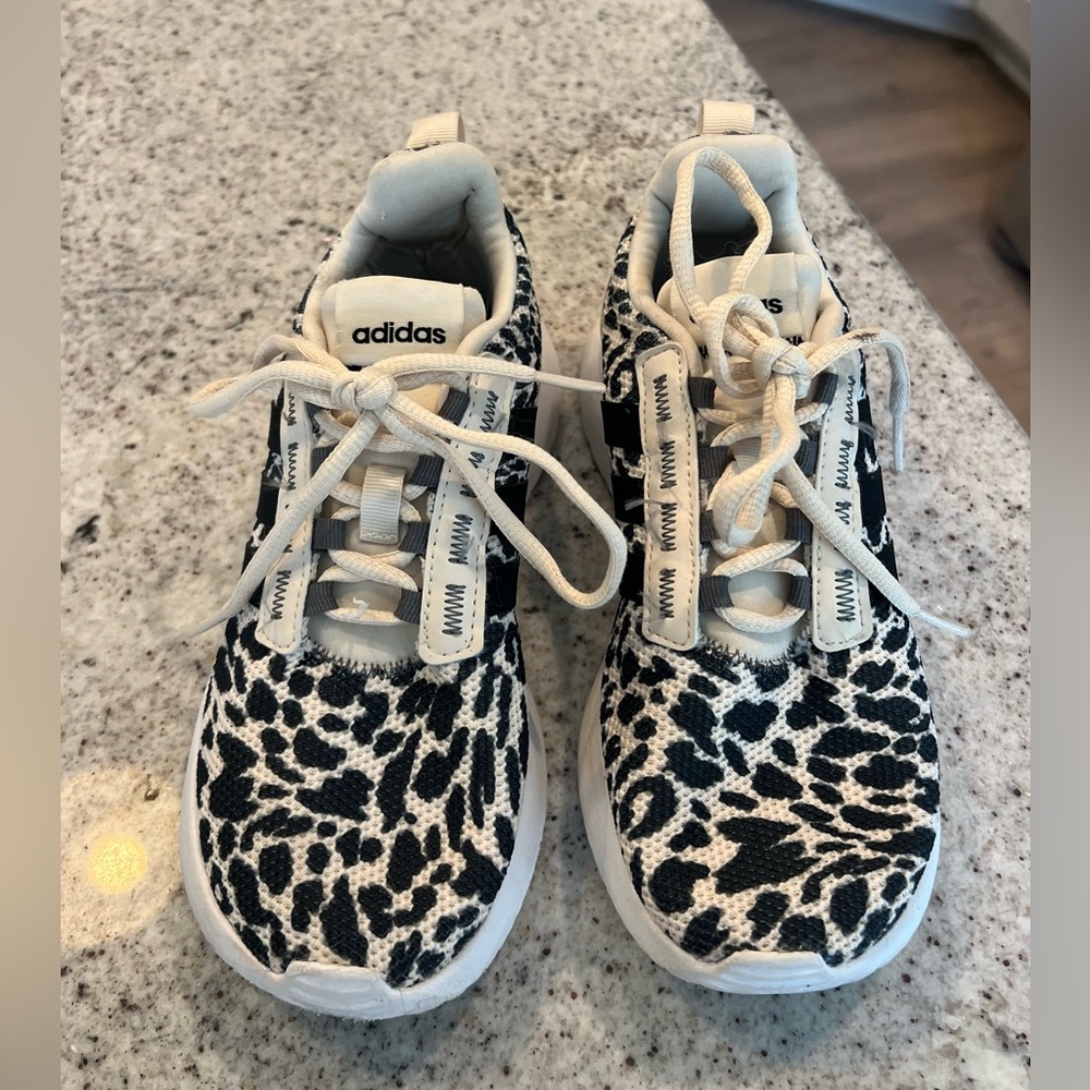 Girls Adidas Shoes size 2.5